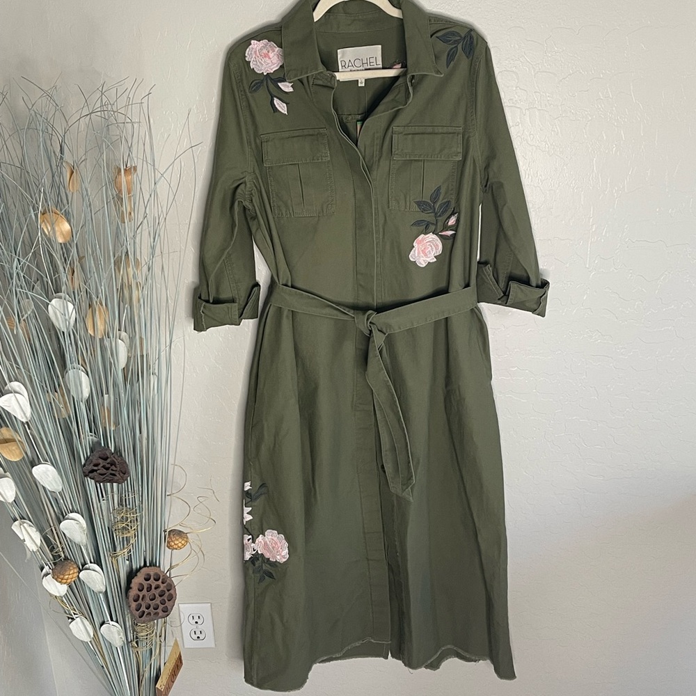 NWT RACHEL by Rachel Roy women’s Army Green Cargo jacket in Size L military